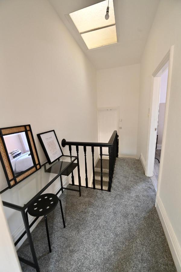 Kingdom Lodgings Blackpool Esterno foto